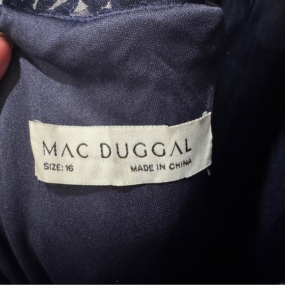 NWT $798 Mac Duggal Sheer Bodice Embroidered Illusion Maxi Dress Gown Navy Sz 16 - Picture 13 of 17